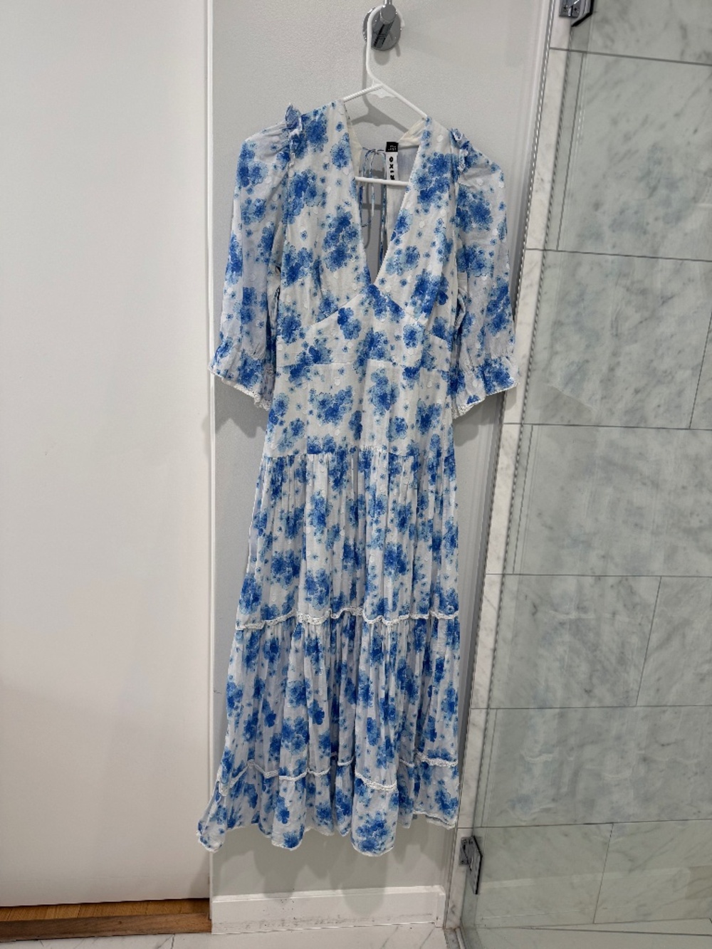 Rixo white and blue floral dress Sz 6